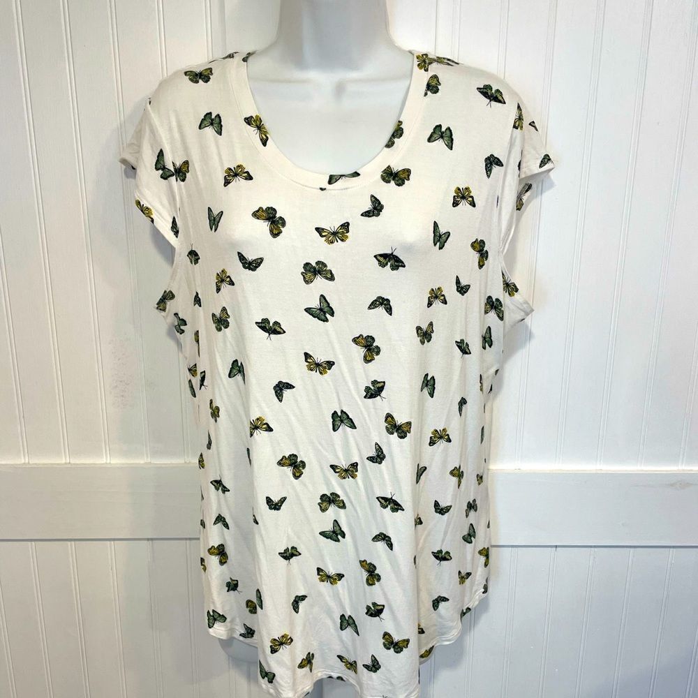 NUE OPTIONS top with butterflies size L